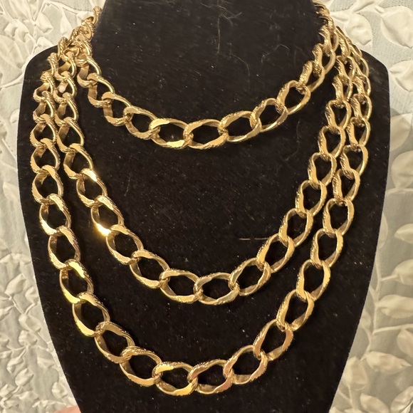 VINTAGE Multi Strand Chunky 14k Gold Plated Necklace - Picture 2 of 9